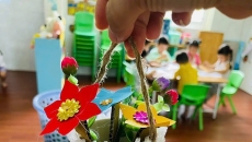 BÉ LÀM GIỎ HOA TẶNG MẸ - BÉ 1 (2024-2025) BÉ LÀM GIỎ HOA TẶNG MẸ - BÉ 1 (2024-2025)